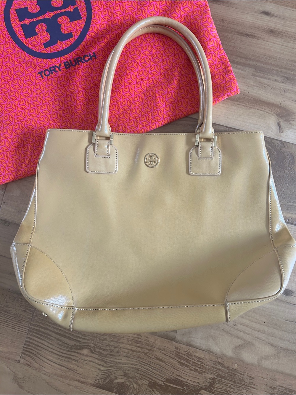 Tory Burch Robinson Tote